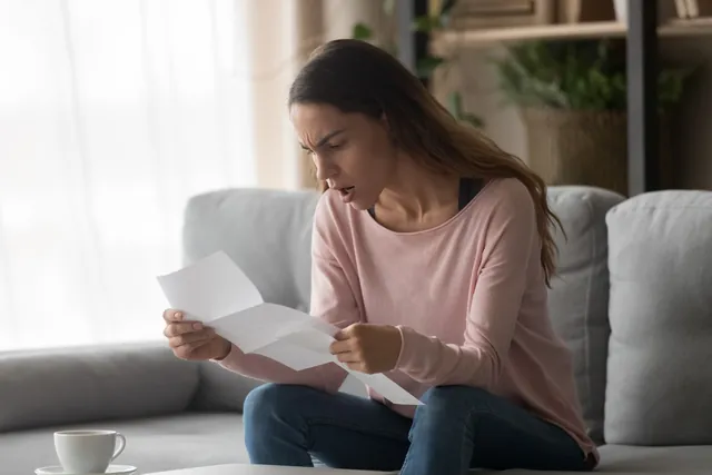 O que fazer em caso de cobrança indevida pelo banco?