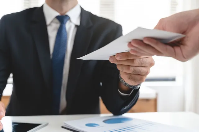 Trabalhadores metalúrgicos e o tarifaço americano: como reagir à demissão ou corte de salário?